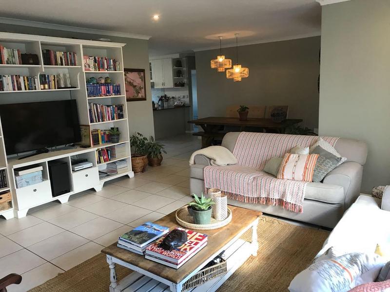 To Let 3 Bedroom Property for Rent in Langeberg Western Cape